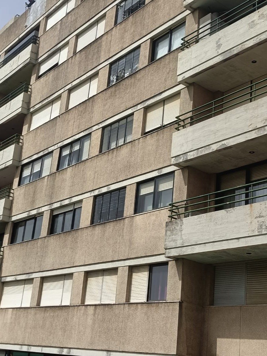 Lavagem de Fachada — Antes